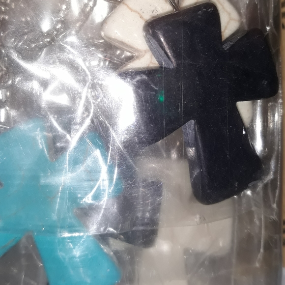 Cross Necklace Black stone cross on Silver Chain 2 1/2" extender, lobste… - Picture 5 of 12